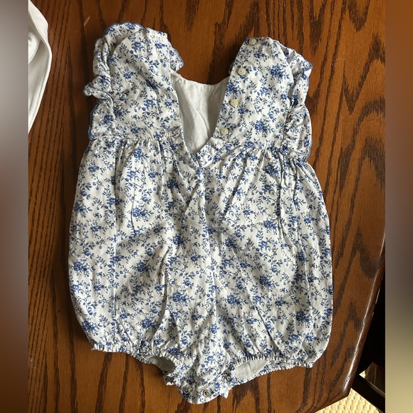 Ralph Lauren baby bubble. Worn once. Perfect condition size 12 M - Picture 2 of 3